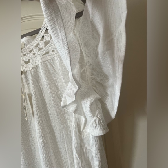 New! Max Studio Designer White Lace Detail Women's Top Size 1X - Picture 11 of 14